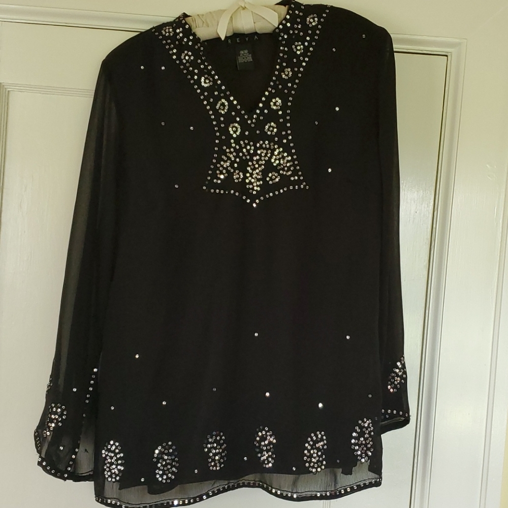 Black crepe sequined tunic NWOT
